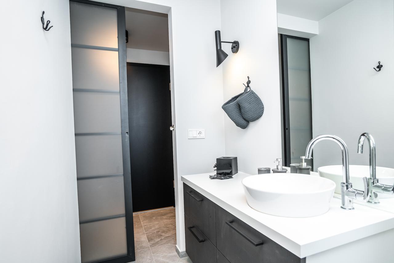 H96 Luxury Suite 凯夫拉维克 外观 照片
